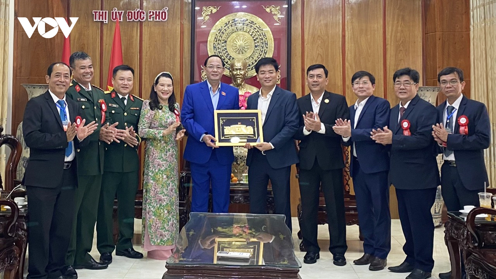 Phó Chủ tịch Quốc hội Trần Quang Phương thăm, làm việc tại thị xã Đức Phổ